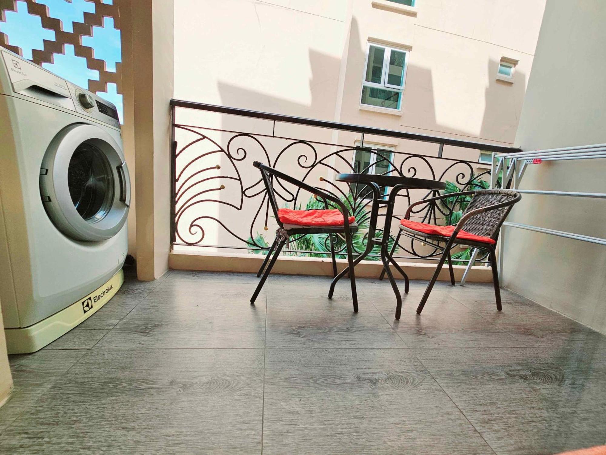 Atlantis Condo Resort Gp Джомтиен Бийч Екстериор снимка
